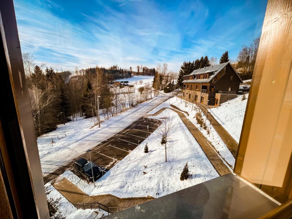 Apartman Bratrouchov جابلونك ناد جيزيرو المظهر الخارجي الصورة